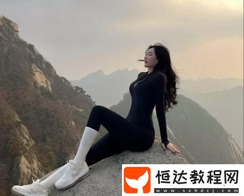 女學(xué)生被c扒衣服：一場(chǎng)不可思議的校園事件，網(wǎng)友熱議背后的真相與反思！