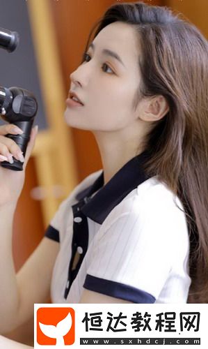 芙寧娜白絲jk爆??乳??風(fēng)格引發(fā)熱議：網(wǎng)友調(diào)侃這搭配到底是驚艷還是別有用心？