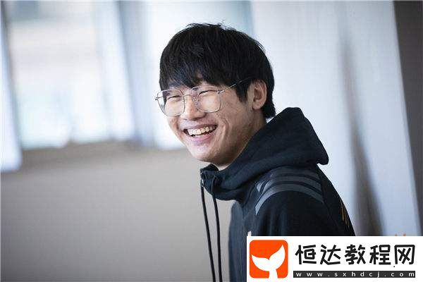 寧王直播吐槽Rookie韓料店倒閉